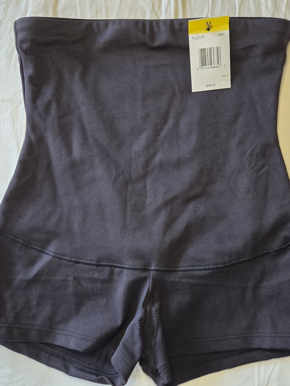 Maidenform Womens Medium High-Waist Shapewear Shorts Compression Black